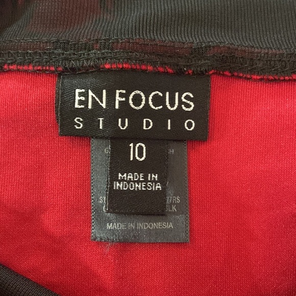 EN FOCUS Studio Red and Black Dress Size 10 - Picture 8 of 9